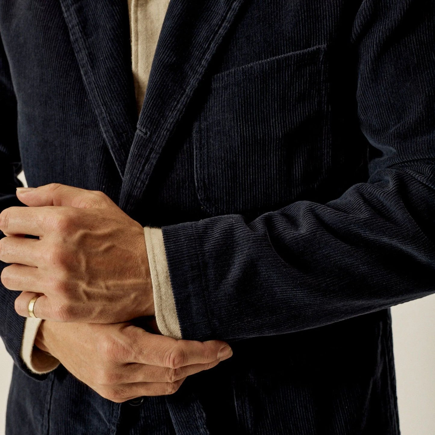 Buck Mason - BUCK MASON HIGH RIDGE CORD JACKET IN DRESS NAVY - Rent With Thred