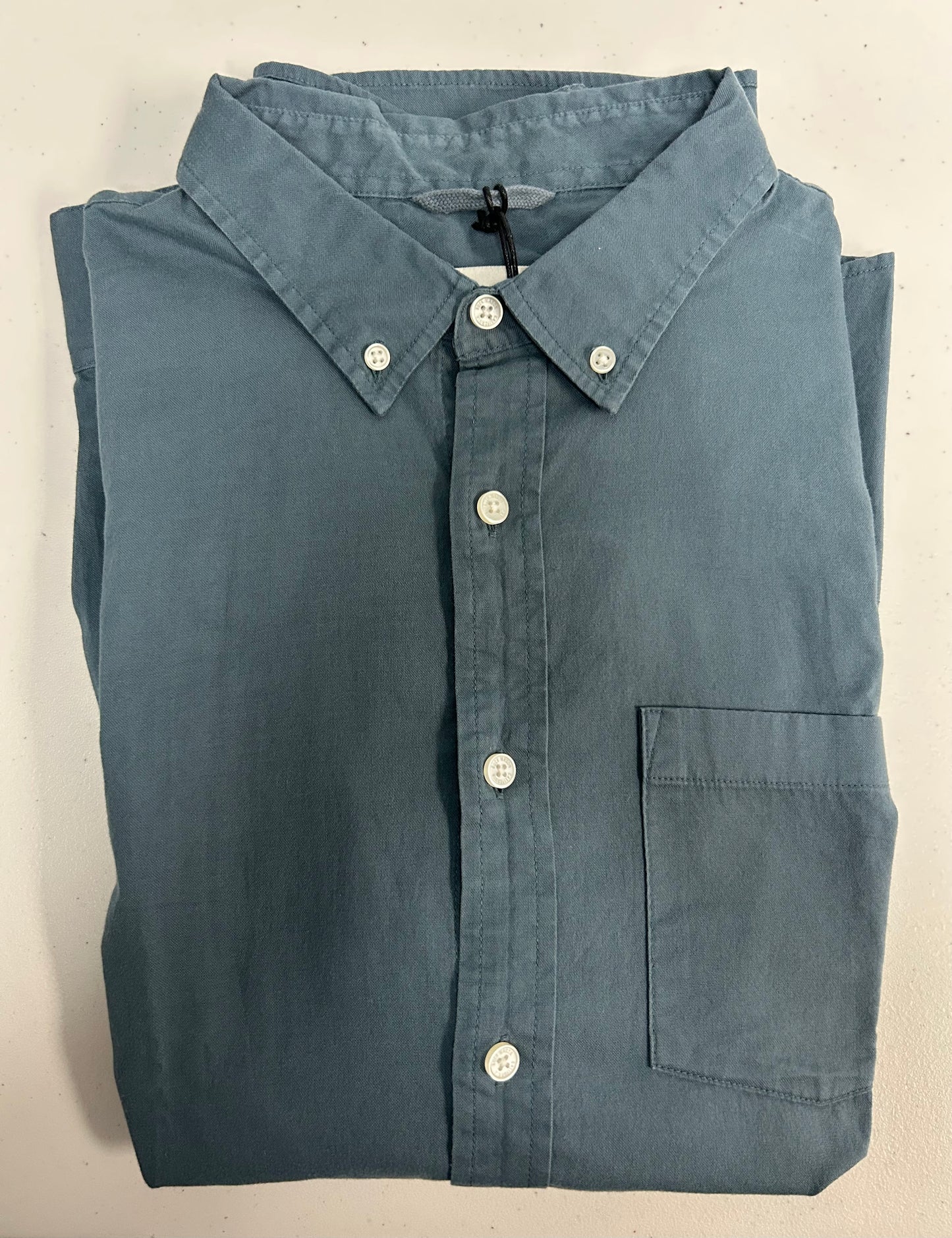 Buck Mason - BUCK MASON CALIFORNIA OXFORD ONE POCKET BD SHIRT IN DUSK - Rent With Thred