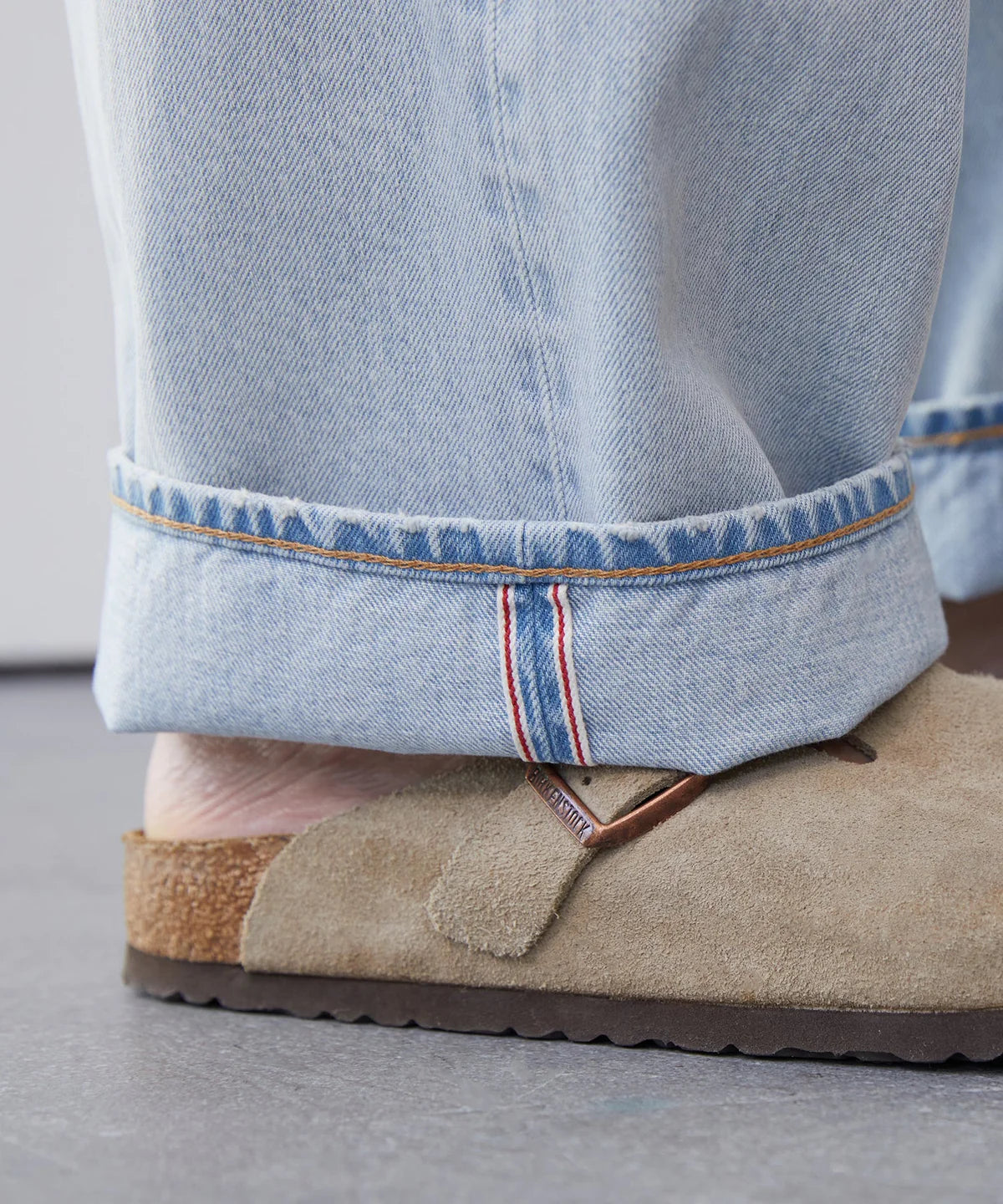 Todd Snyder - TODD SNYDER RELAXED SELVEDGE JEAN IN DISTRESSED PATCH AND REPAIR - Rent With Thred