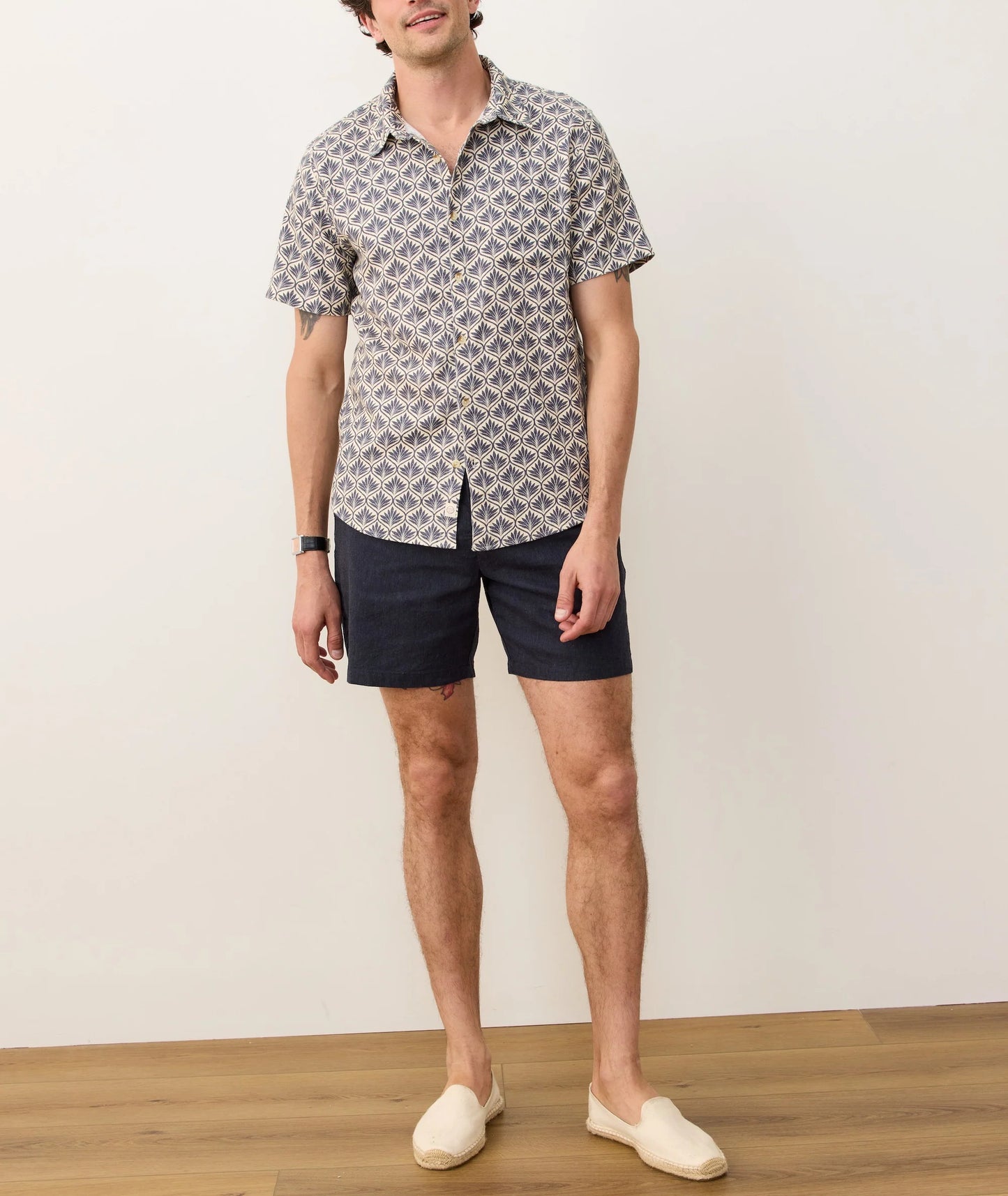 Marine Layer - MARINE LAYER STRETCH SELVAGE SHIRT IN INDIA INK AGAVE PRINT - Rent With Thred