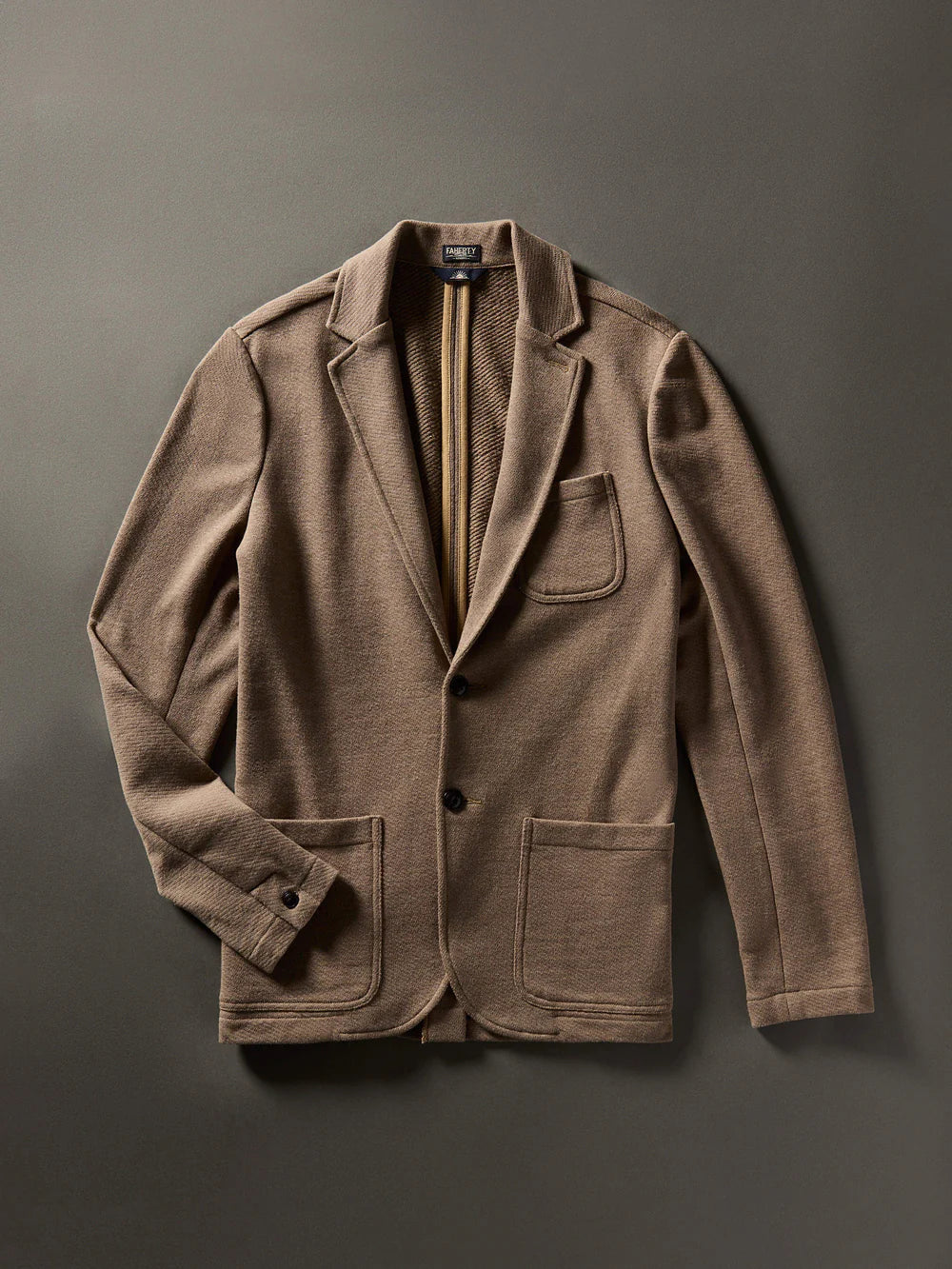 Faherty - FAHERTY INLET KNIT BLAZER IN WALNUT MELANGE - Rent With Thred