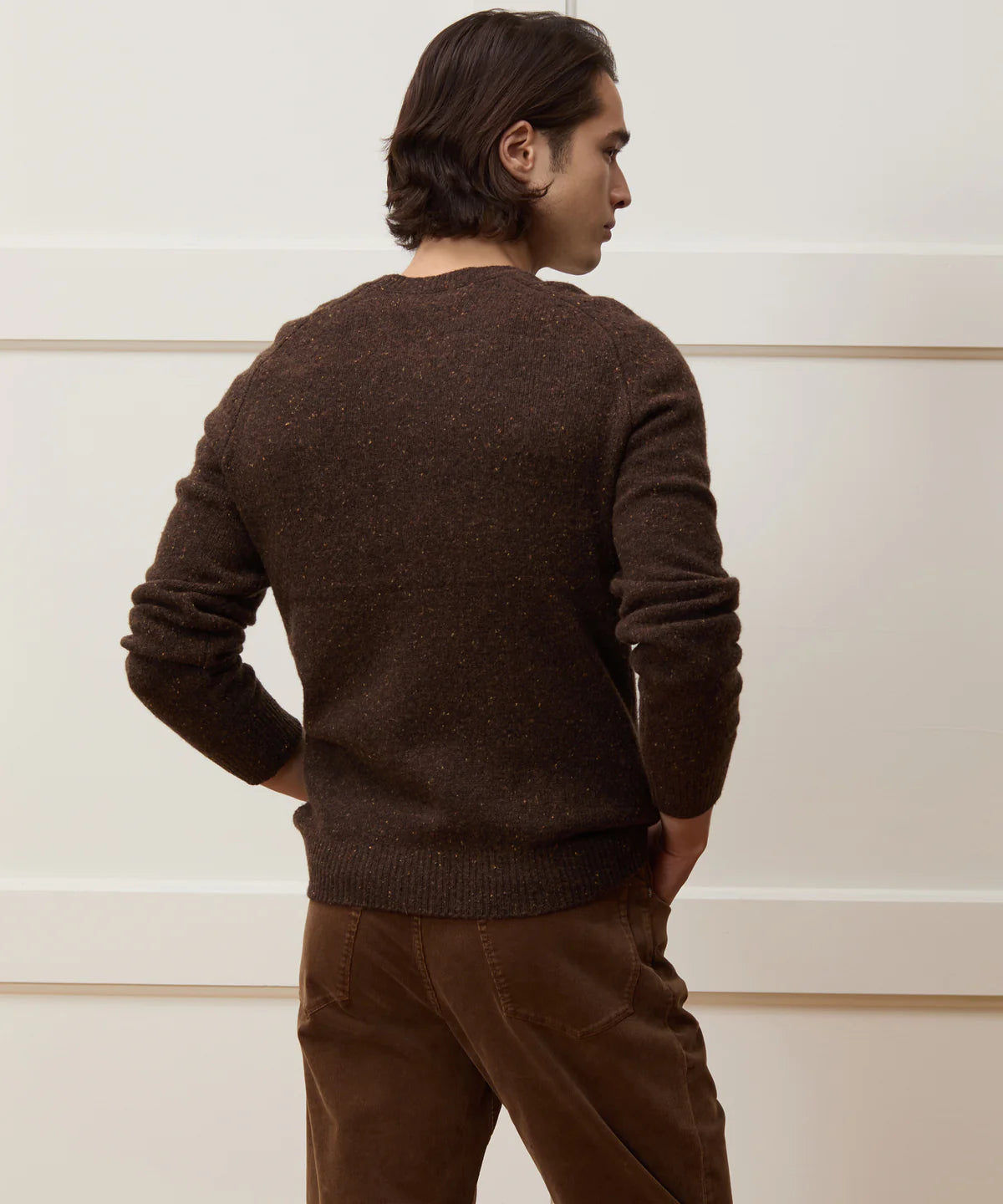 Todd Snyder - TODD SNYDER DONEGAL CREWNECK IN TABACCO - Rent With Thred