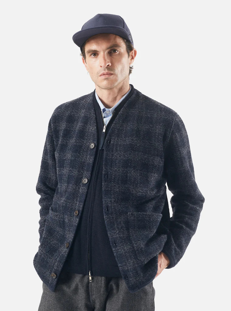 UNIVERSAL WORKS CARDIGAN IN NAVY SWARM FLEECE