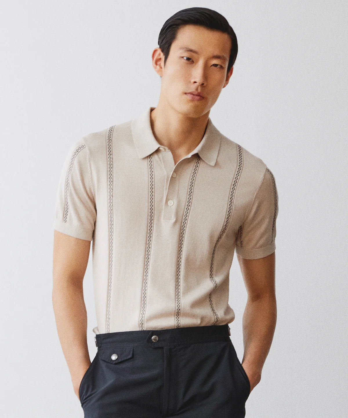 Todd Snyder - TODD SNYDER DECO STRIPE SHORT-SLEEVE SWEATER POLO IN DESERT BEIGE - Rent With Thred
